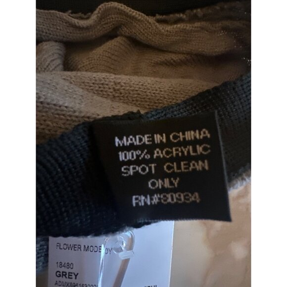 August Hat Company Womens Grey Acrylic Newsboy Cap With Flower Accent - Picture 6 of 6